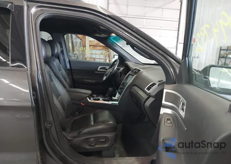 2015 Ford Explorer Xlt z USA, uszkodzony, nr VIN 1FM5K8D85FGA12977